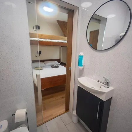 St Michaels 호스텔 *